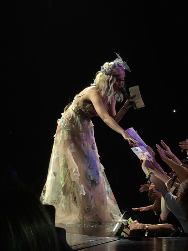 Katy Perry Pittsburgh photo 87