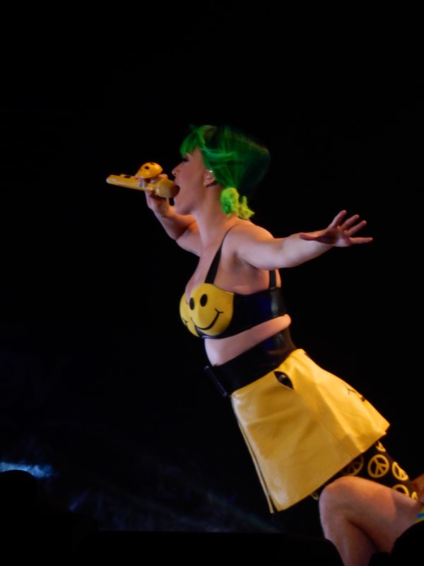 Katy Perry Cleveland photo 38